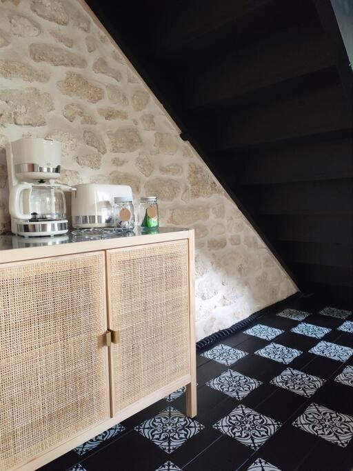 Uzes Medievale L'Ecrin D'Amalia Экстерьер фото